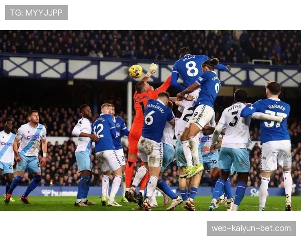 切尔西战术困局加剧，新帅调整难题对球队重建进程形成阶段性制约